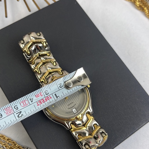 Paola Gucci two tone watch unisex, preloved new working battery - Picture 10 of 12